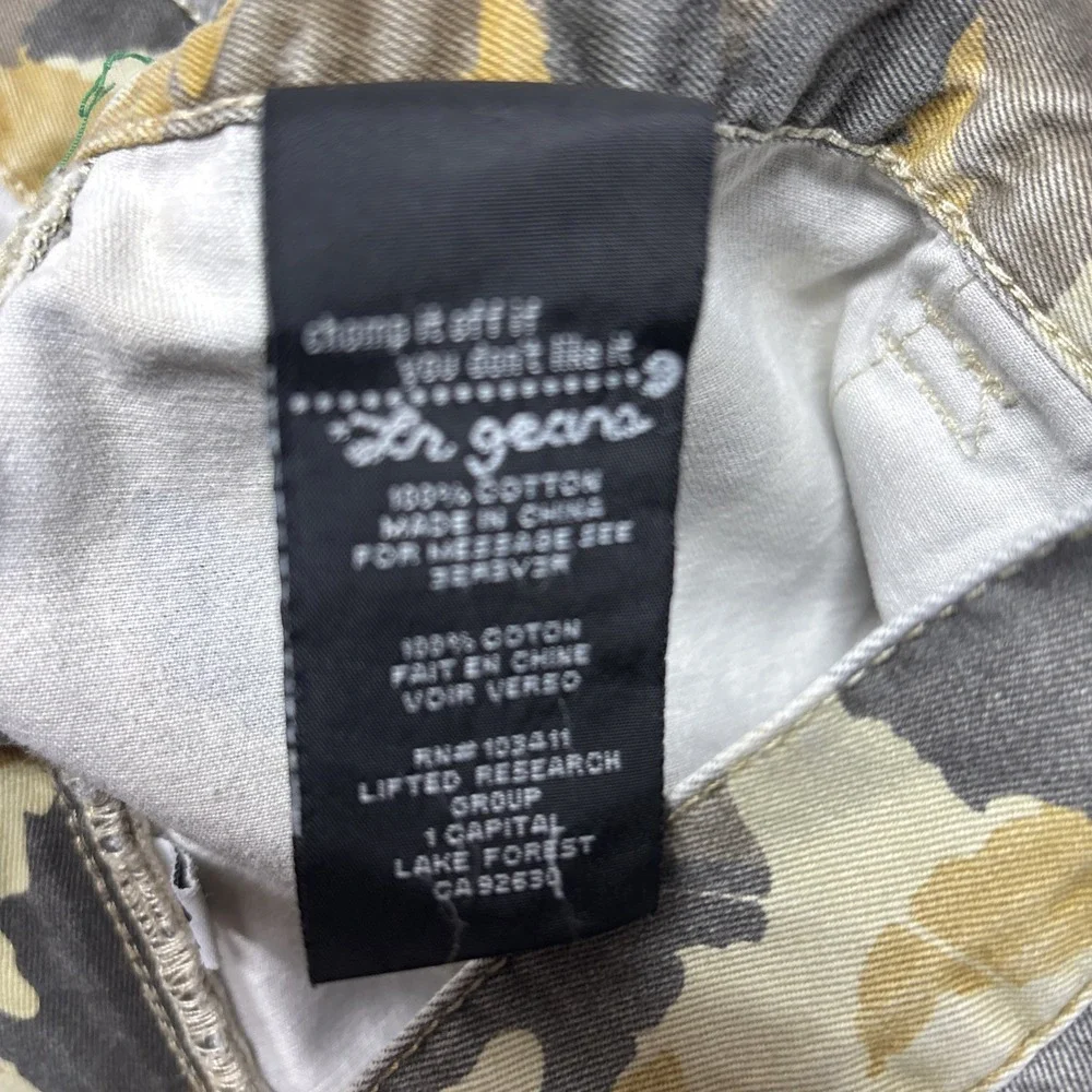 VINTAGE Lifted Research Group Camo Cargo Shorts 44 Yellow Baggy Hip Hop LRG Y2K
